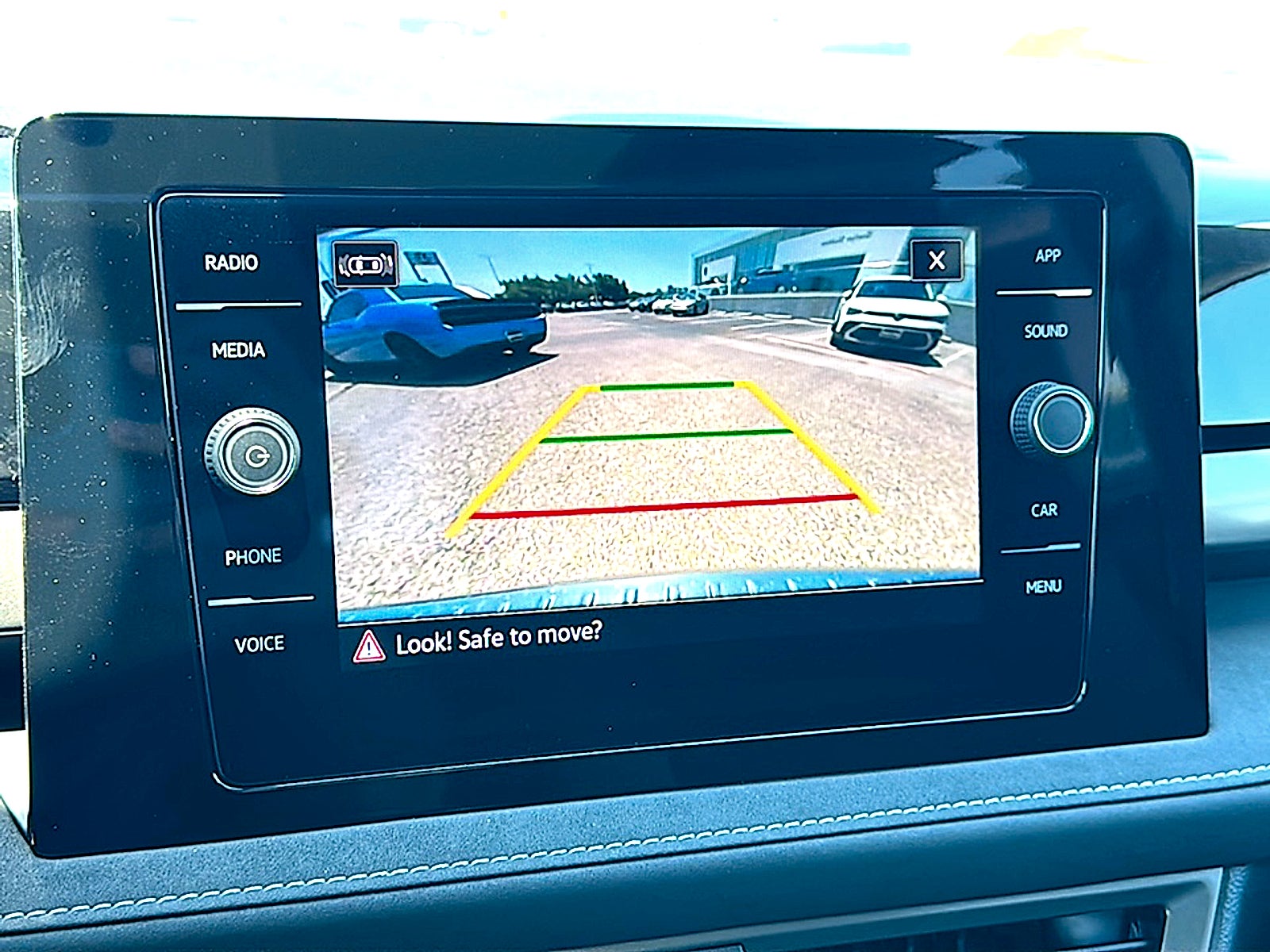 2026 Volkswagen Taos SE Black