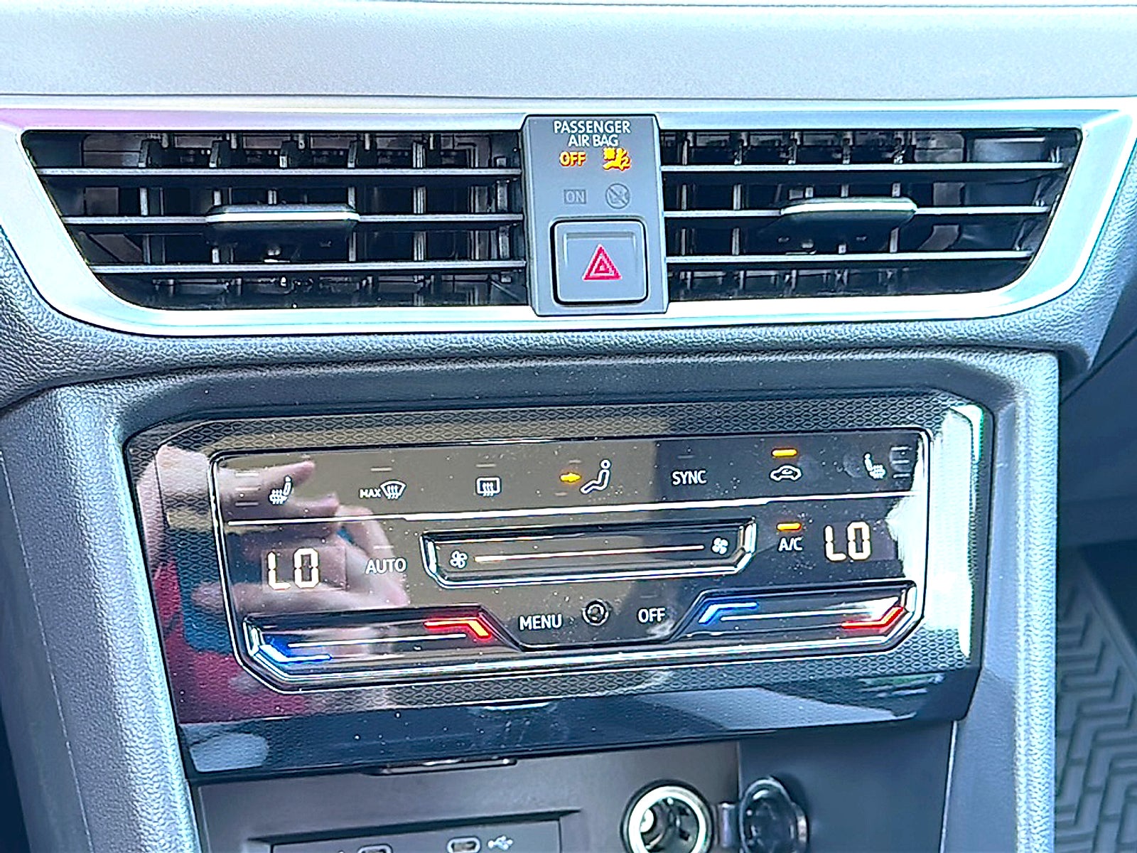 2027 Volkswagen Taos SE