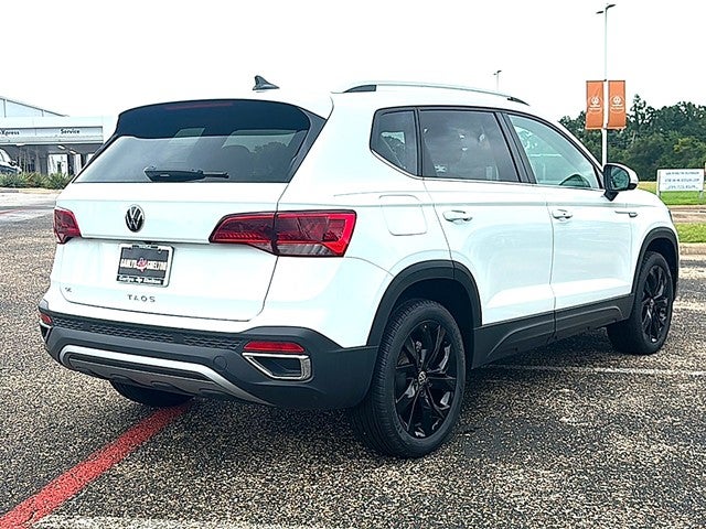 2024 Volkswagen Taos 1.5T SE
