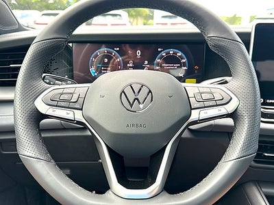 2026 Volkswagen Tiguan 2.0T SE