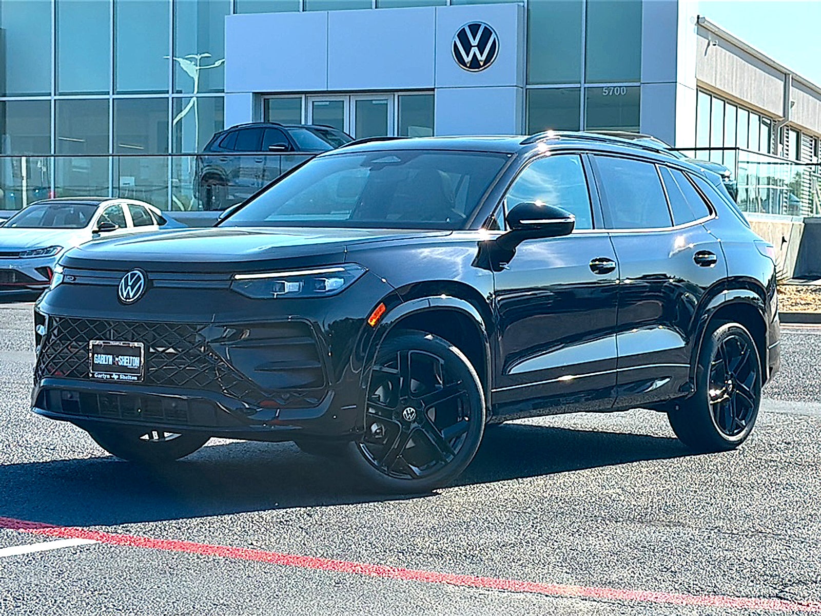 2026 Volkswagen Tiguan SE R-Line Black