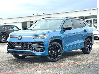 2026 Volkswagen Tiguan 2.0T SE R-Line Black