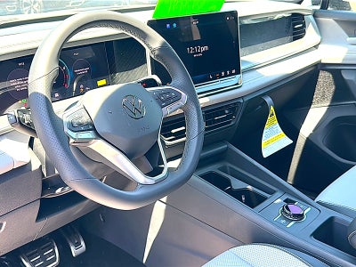 2026 Volkswagen Tiguan SE R-Line Black
