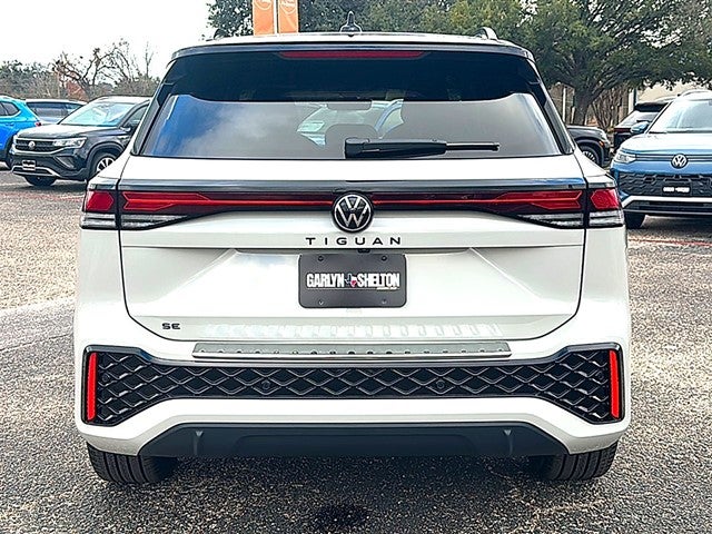 2026 Volkswagen Tiguan 2.0T SE R-Line Black