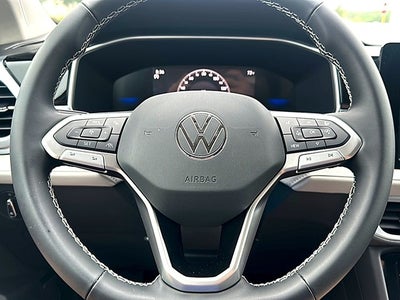 2026 Volkswagen Taos SE FWD