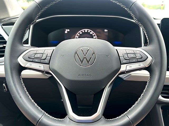 2026 Volkswagen Taos SE FWD