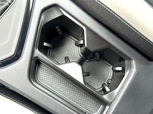 2026 Volkswagen Taos SE FWD