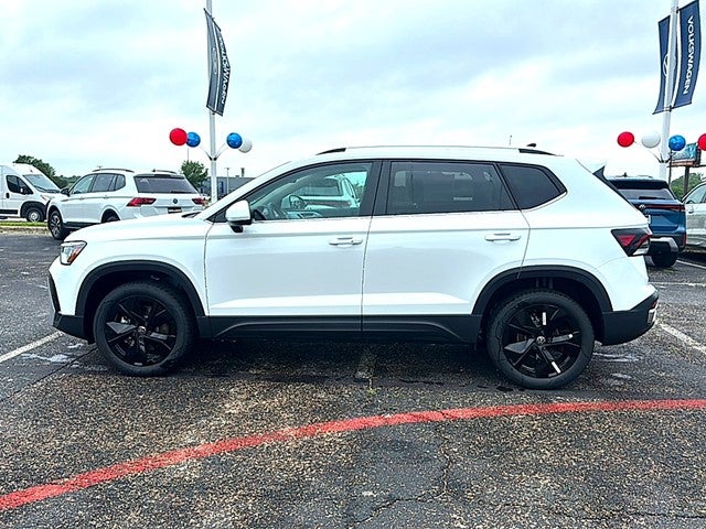 2026 Volkswagen Taos SE FWD