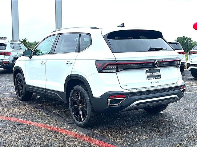 2026 Volkswagen Taos SE FWD