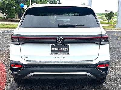 2026 Volkswagen Taos SE FWD