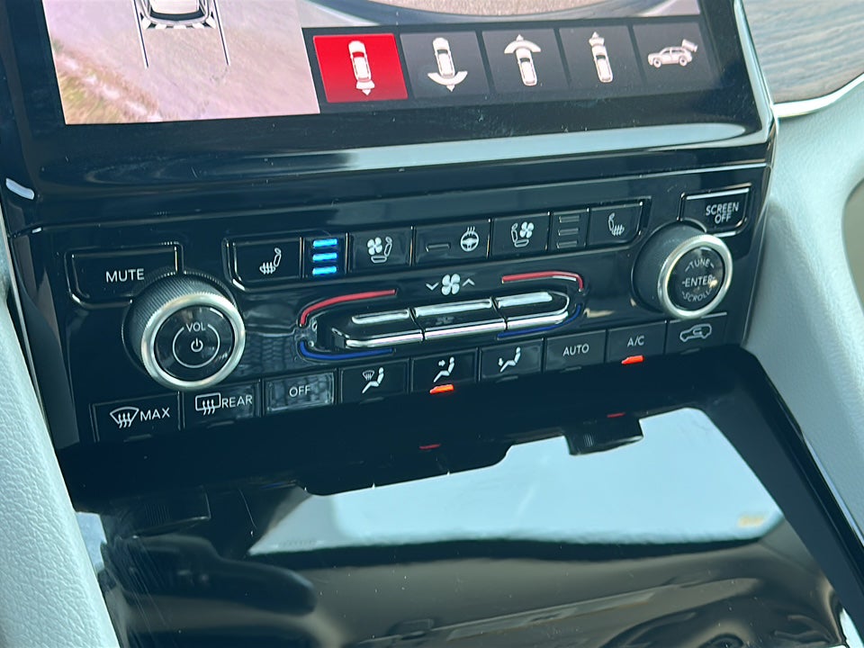 2023 Jeep Grand Cherokee Summit 4x2