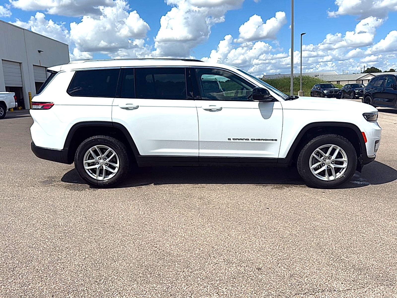 2023 Jeep Grand Cherokee L Laredo X