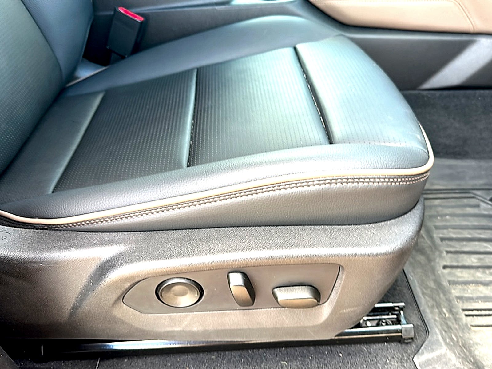 2024 GMC Canyon 4WD Denali