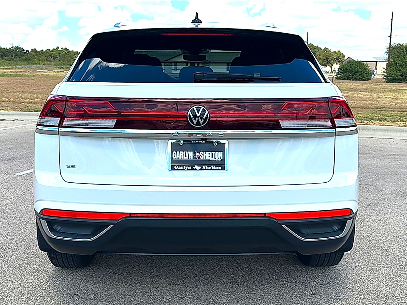 2025 Volkswagen Atlas Cross Sport 2.0T SE