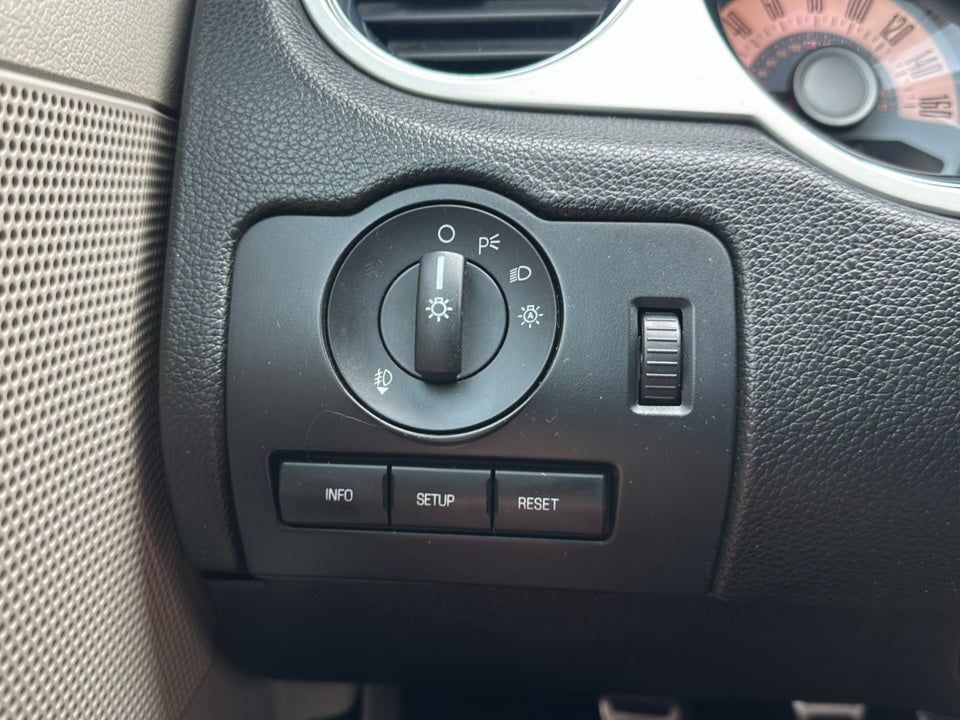 2011 Ford Mustang GT Premium