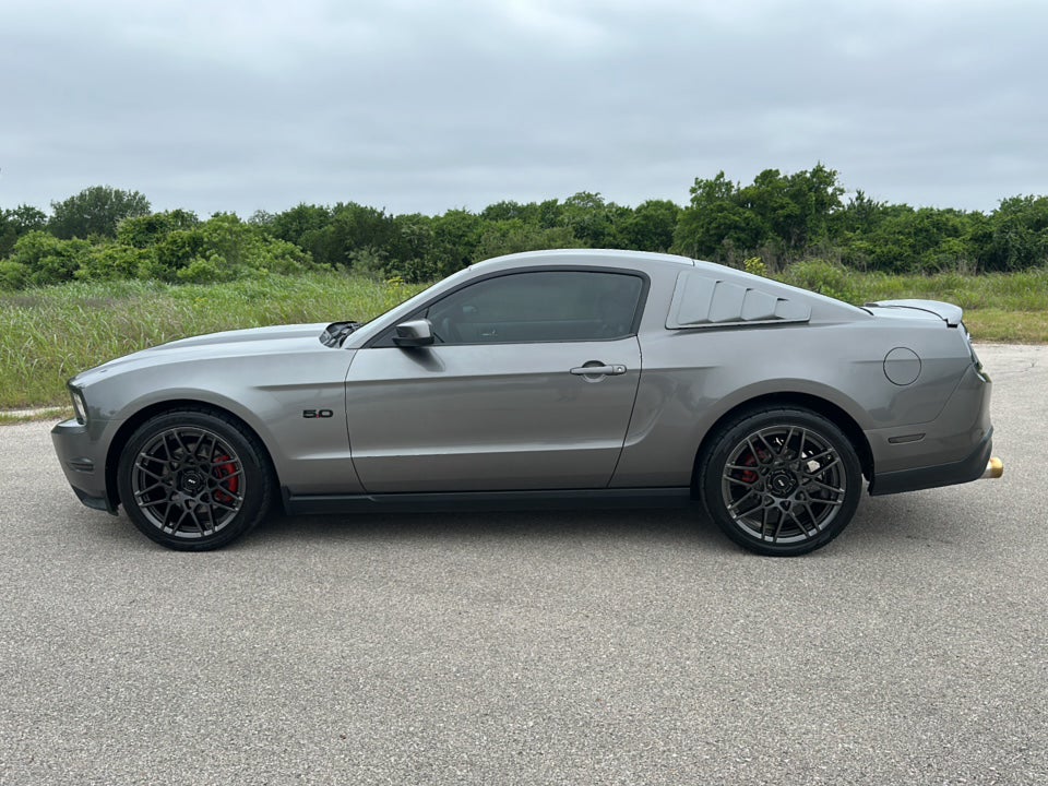 2011 Ford Mustang GT Premium