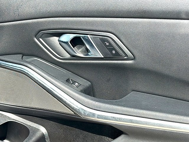 2024 BMW 3 Series 330i