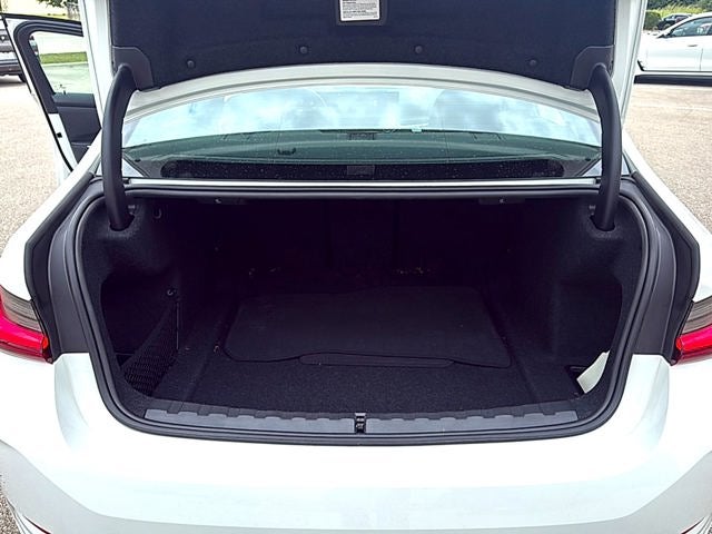 2024 BMW 3 Series 330i