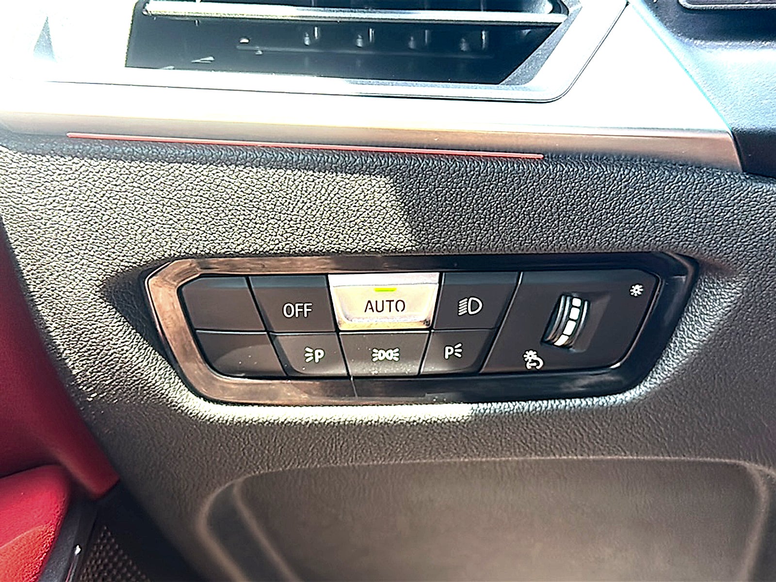 2024 BMW 3 Series 330i