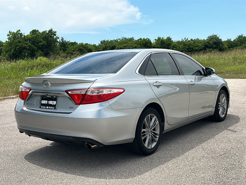 2016 Toyota Camry SE