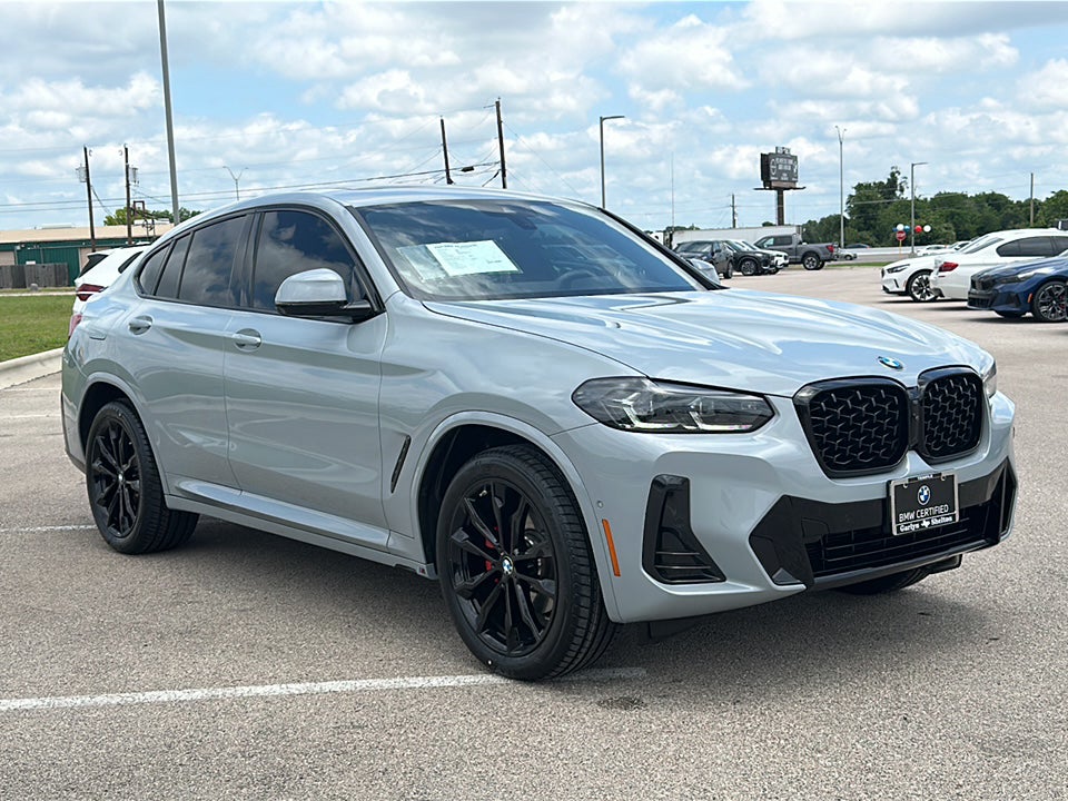 2025 BMW X4 xDrive30i