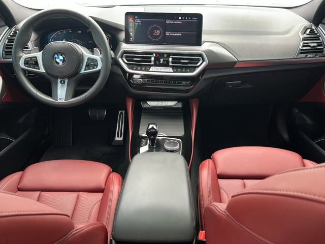 2025 BMW X4 xDrive30i