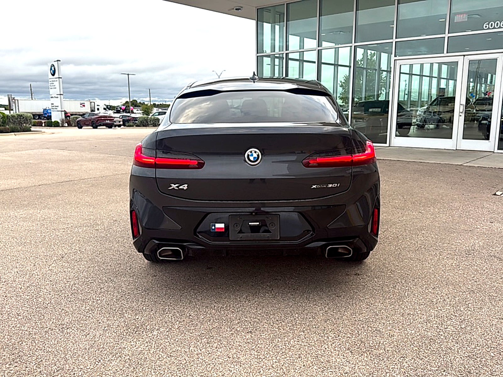 2022 BMW X4 xDrive30i