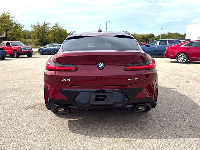 2024 BMW X4 xDrive30i