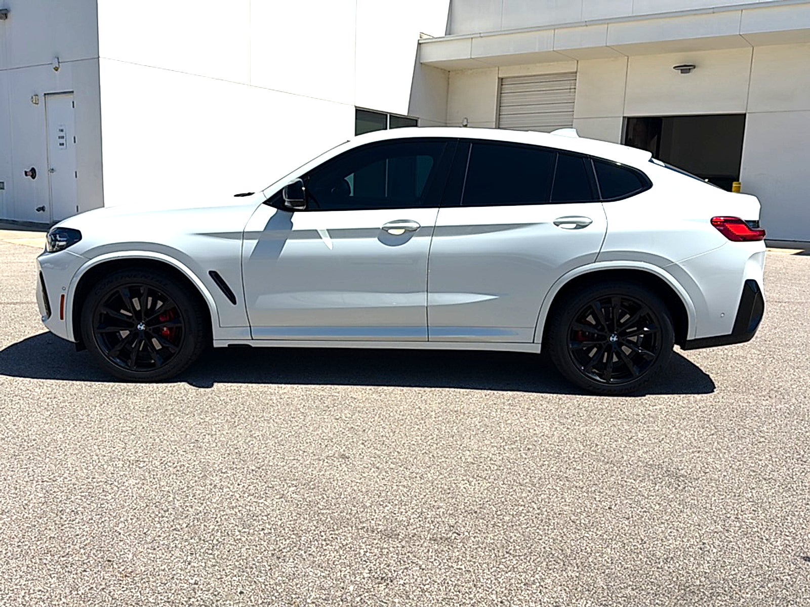 2024 BMW X4 M40i