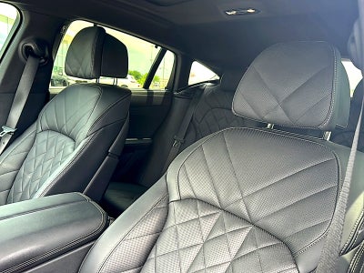2025 BMW X6 M60i