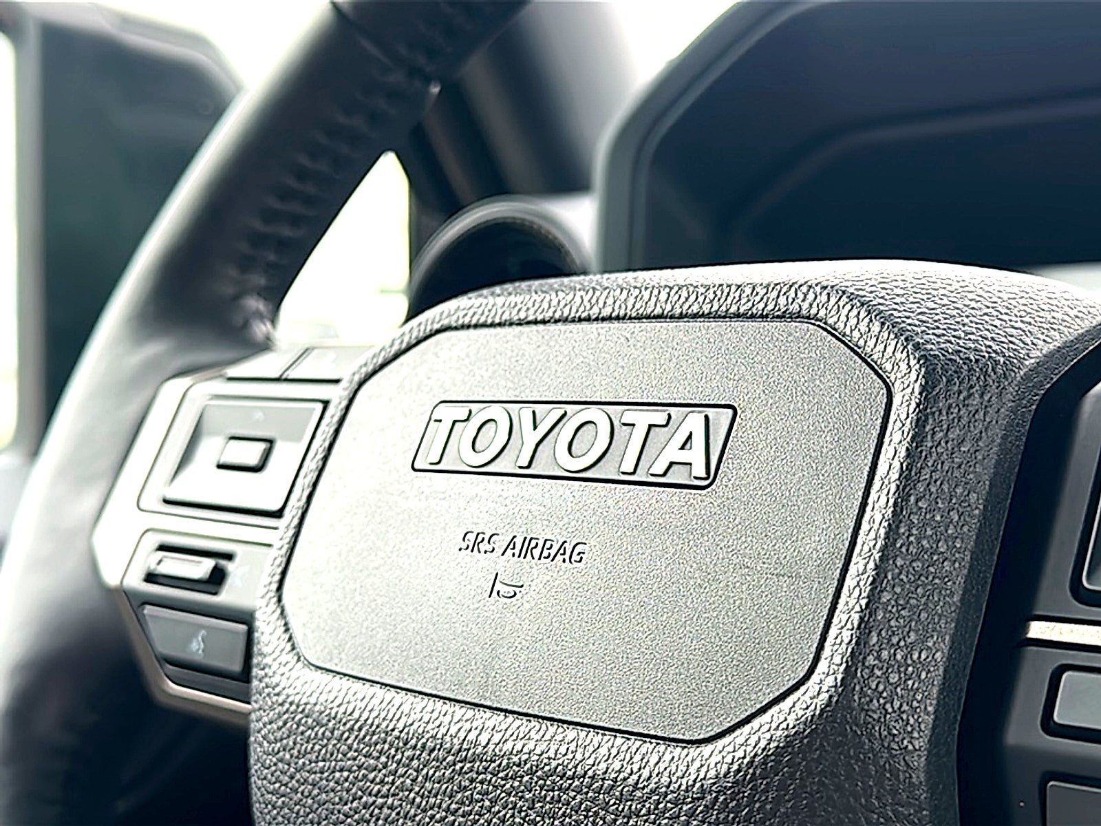 2024 Toyota Land Cruiser 4WD (Natl)