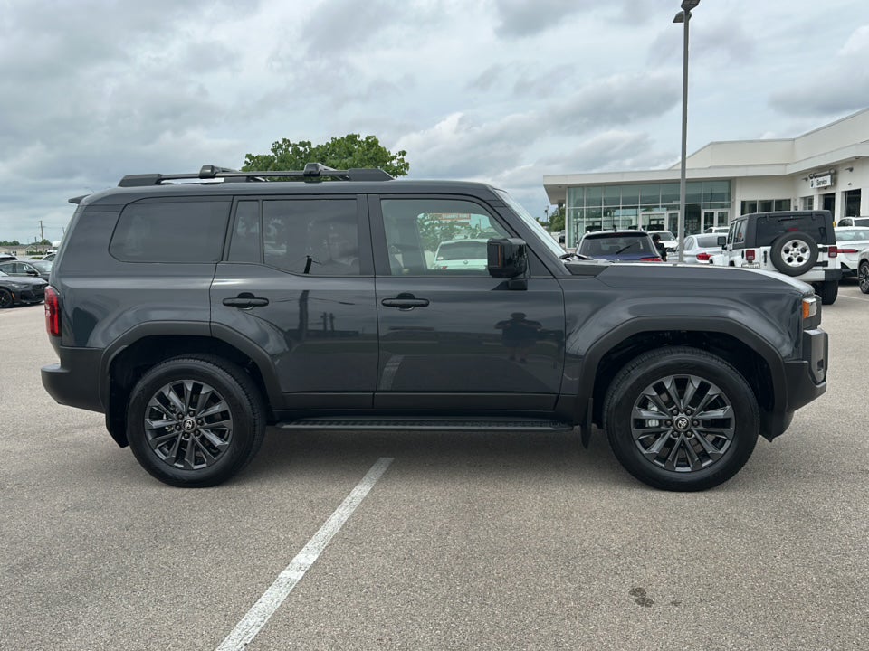 2024 Toyota Land Cruiser 4WD (Natl)