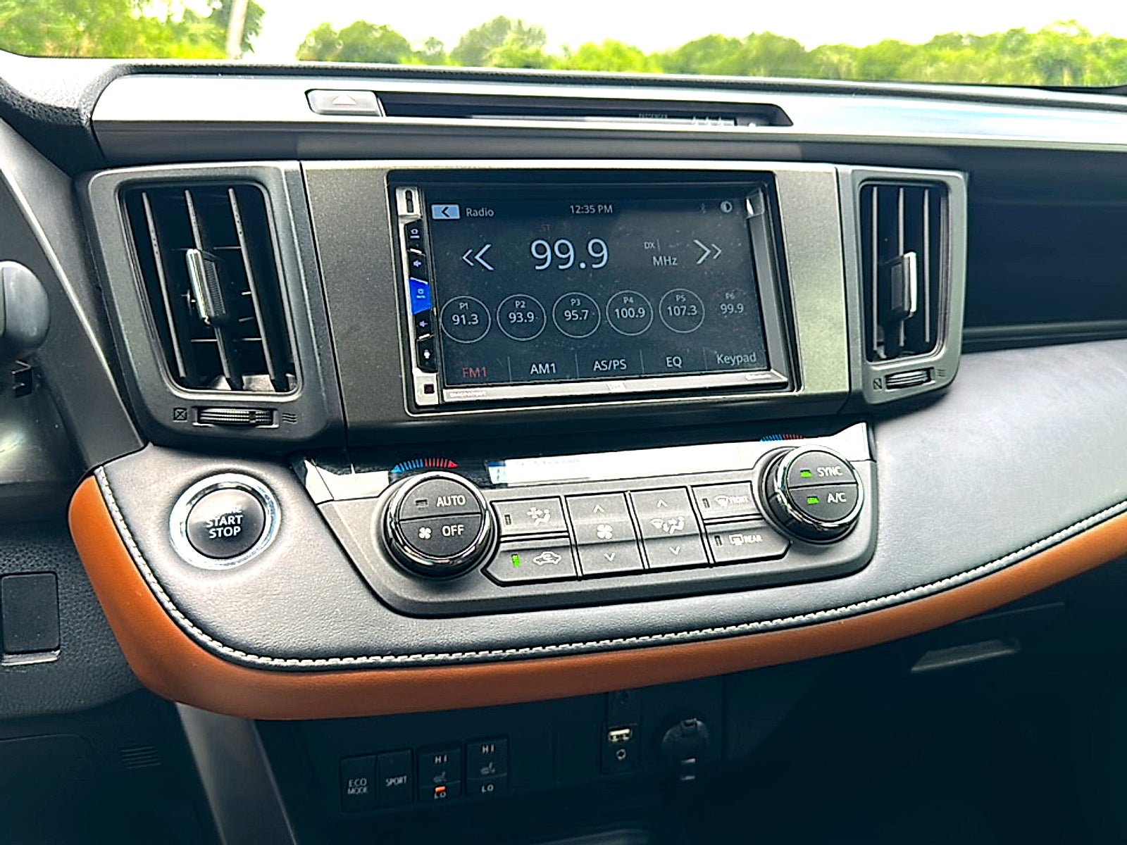 2018 Toyota RAV4 SE