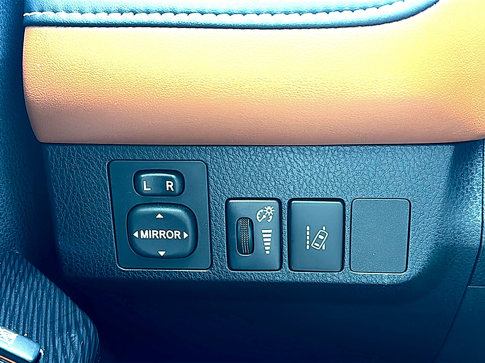 2018 Toyota RAV4 SE