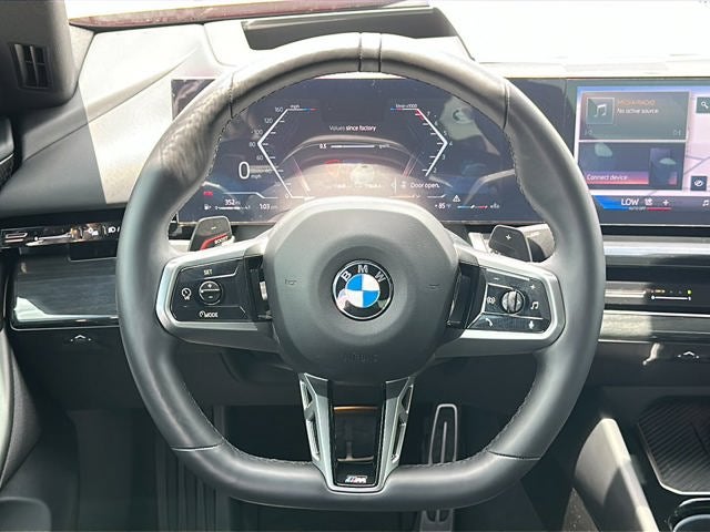 2025 BMW 5 Series 530i
