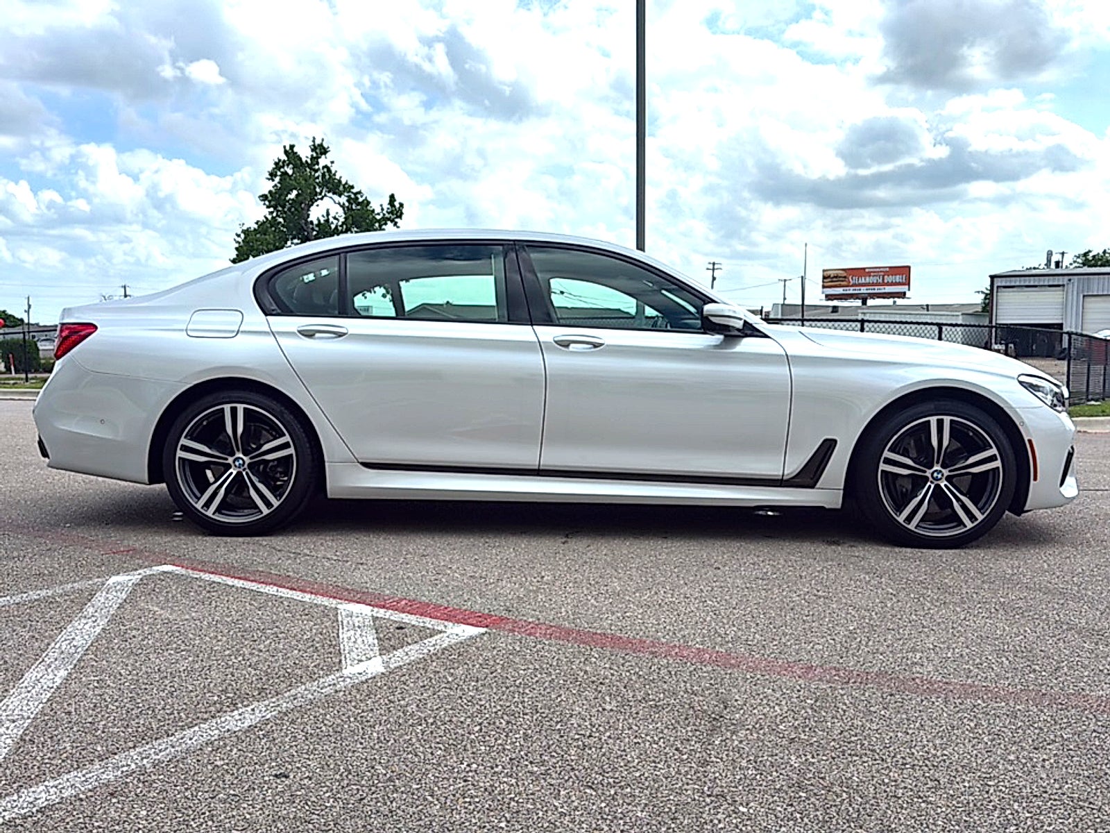 2019 BMW 7 Series 750i