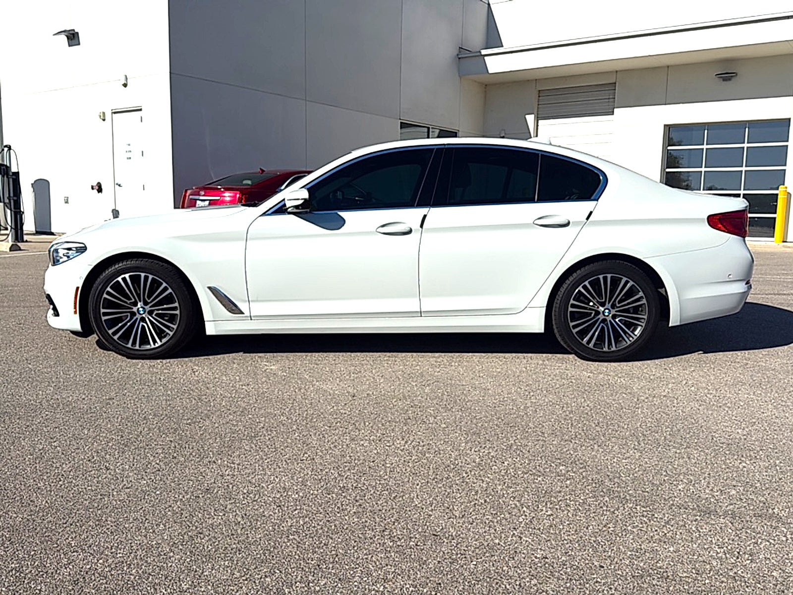 2019 BMW 5 Series 530i