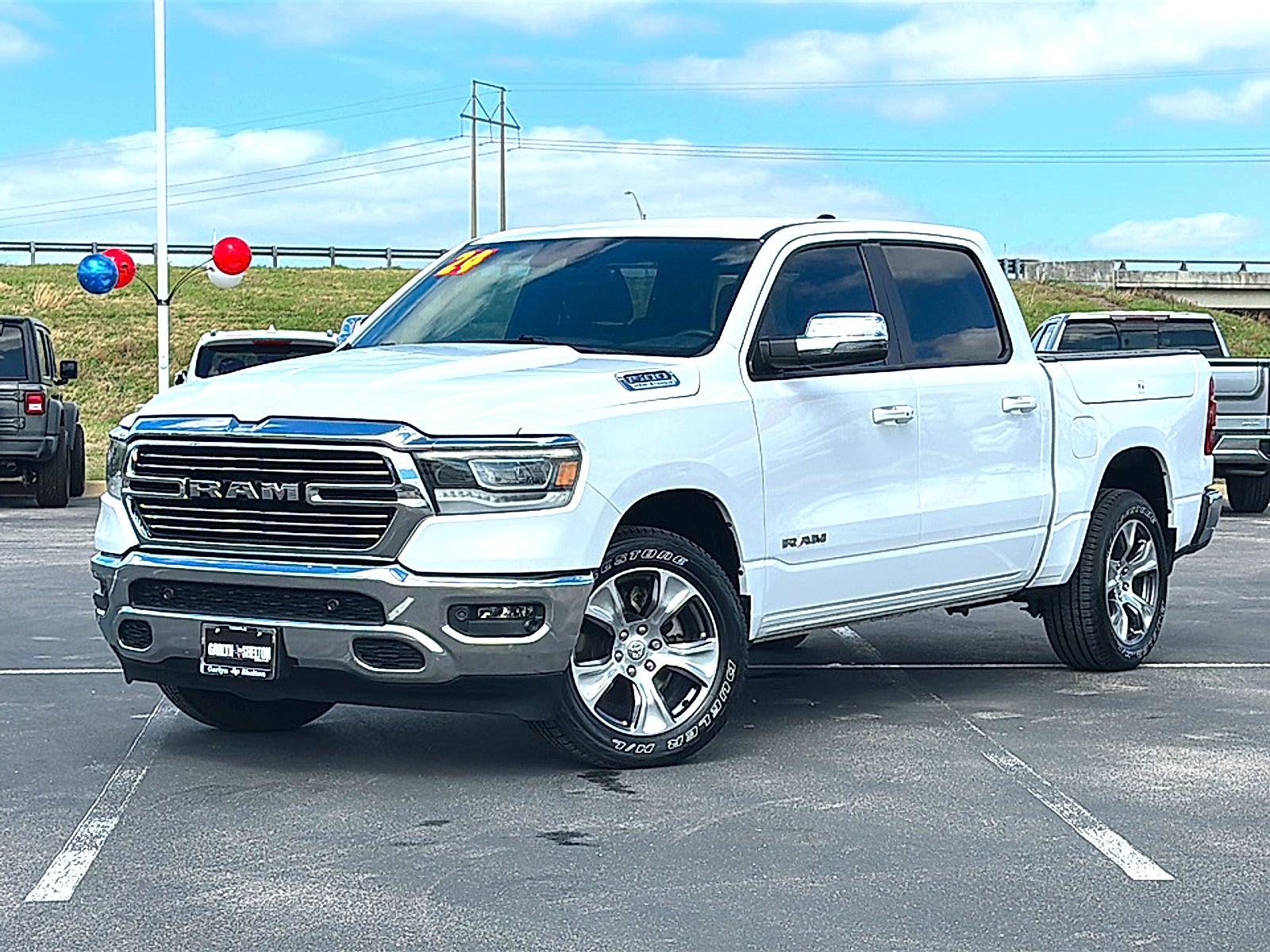 2024 RAM 1500 Laramie Crew Cab 4x4 5'7" Box