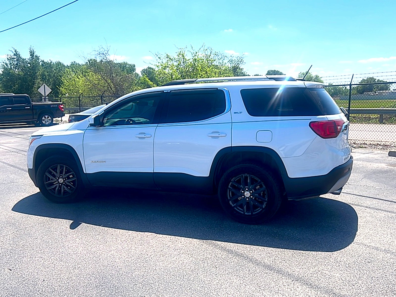 2019 GMC Acadia SLT