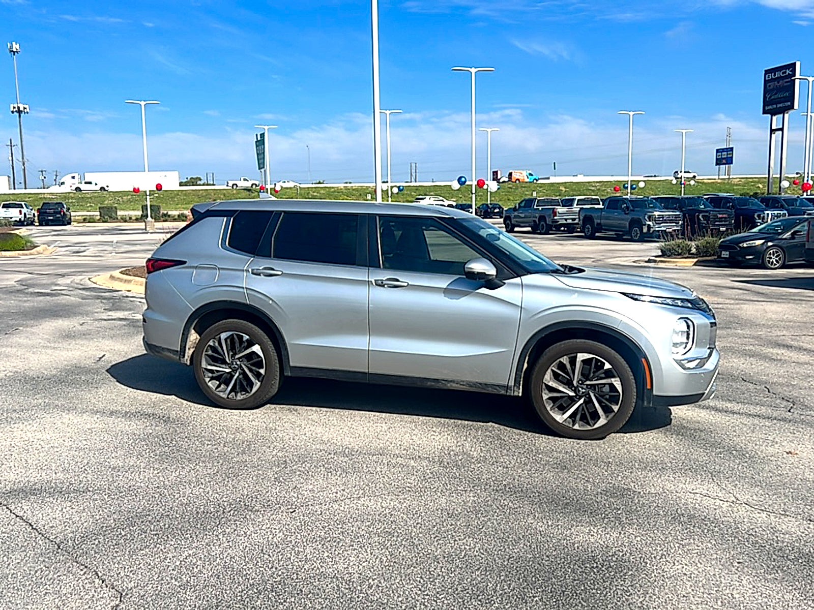 2023 Mitsubishi Outlander SE 2.5 2WD